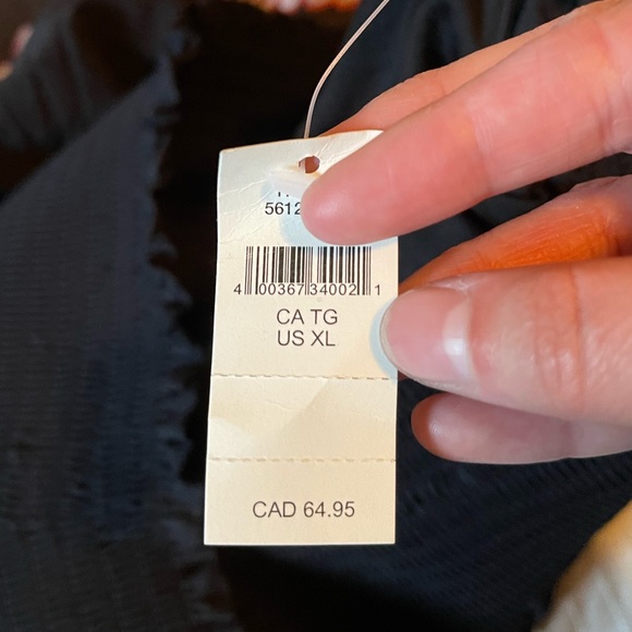 Aerie Offline Real Me Smocked Running Short - Picture 4 of 4